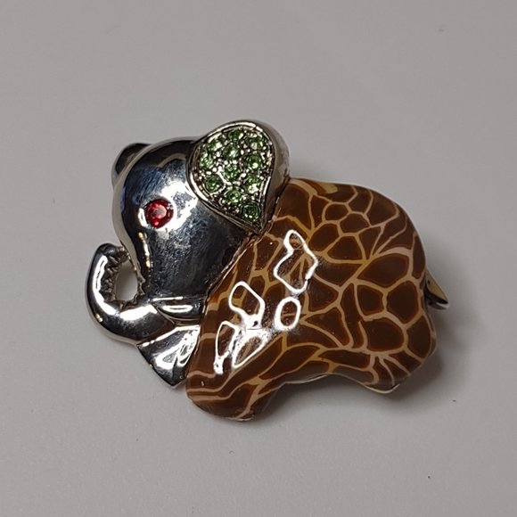 Jewelry - Awesome Giraffe Pattern Little Lucky Metal Elephant Brooch